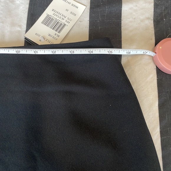 Essential G Black Pencil Skirt NWT - Picture 7 of 10